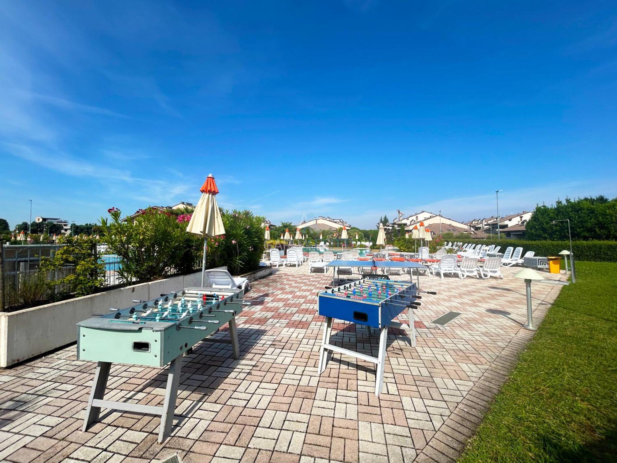 Perla Apartment - 3 Piscine E Un Bar - Desenzano Desenzano del Garda Kültér fotó